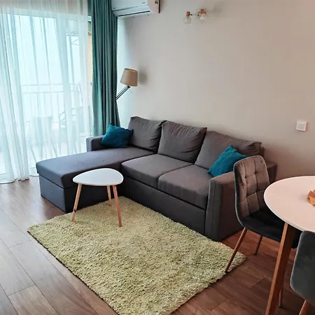 アパート Sunrise ポモリエ